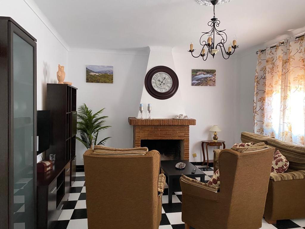 Villa El Mirador كورتيس دي لا فرونتيرا المظهر الخارجي الصورة